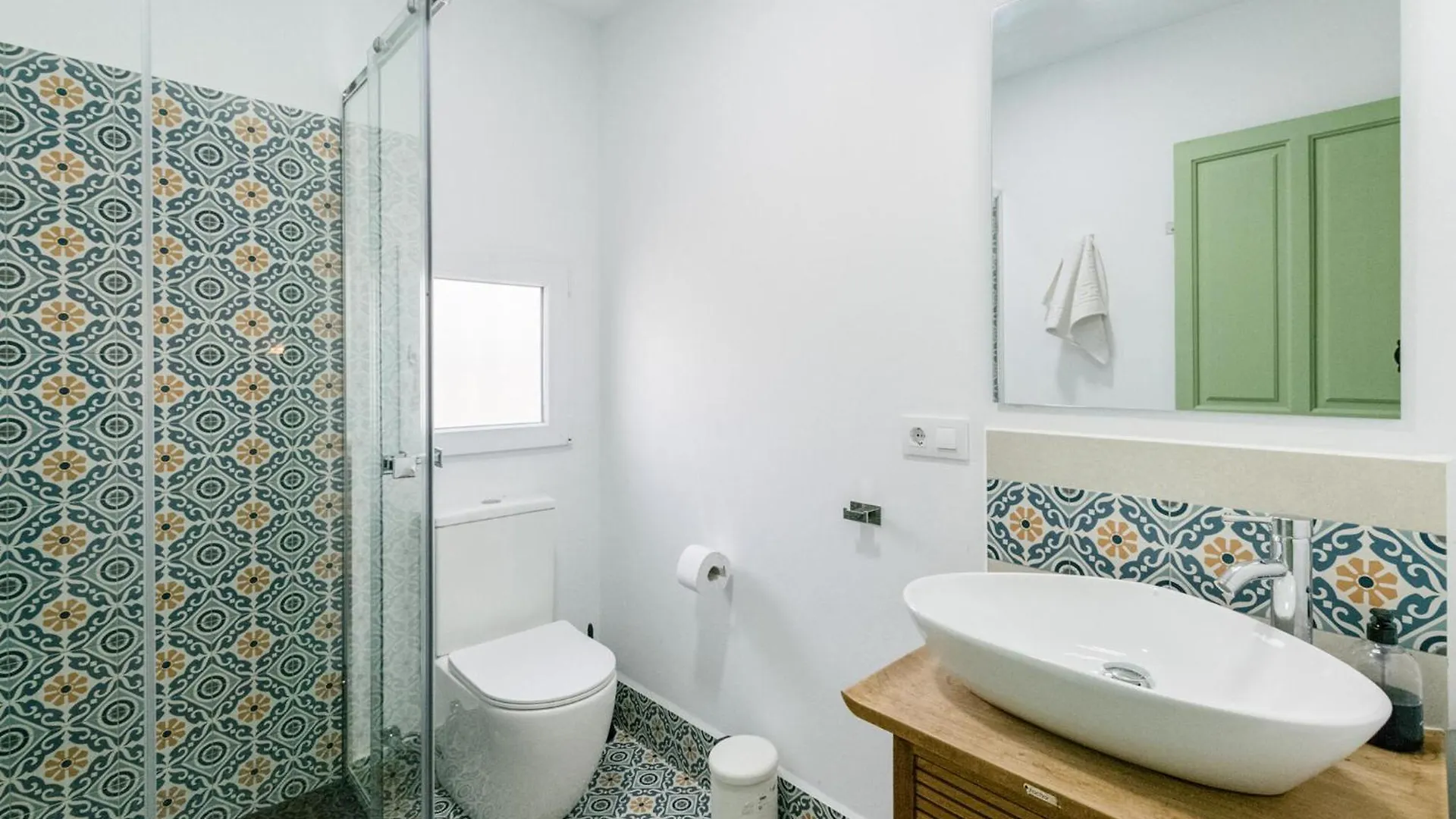 Lovely Home In Constantina 0*,  Espagne