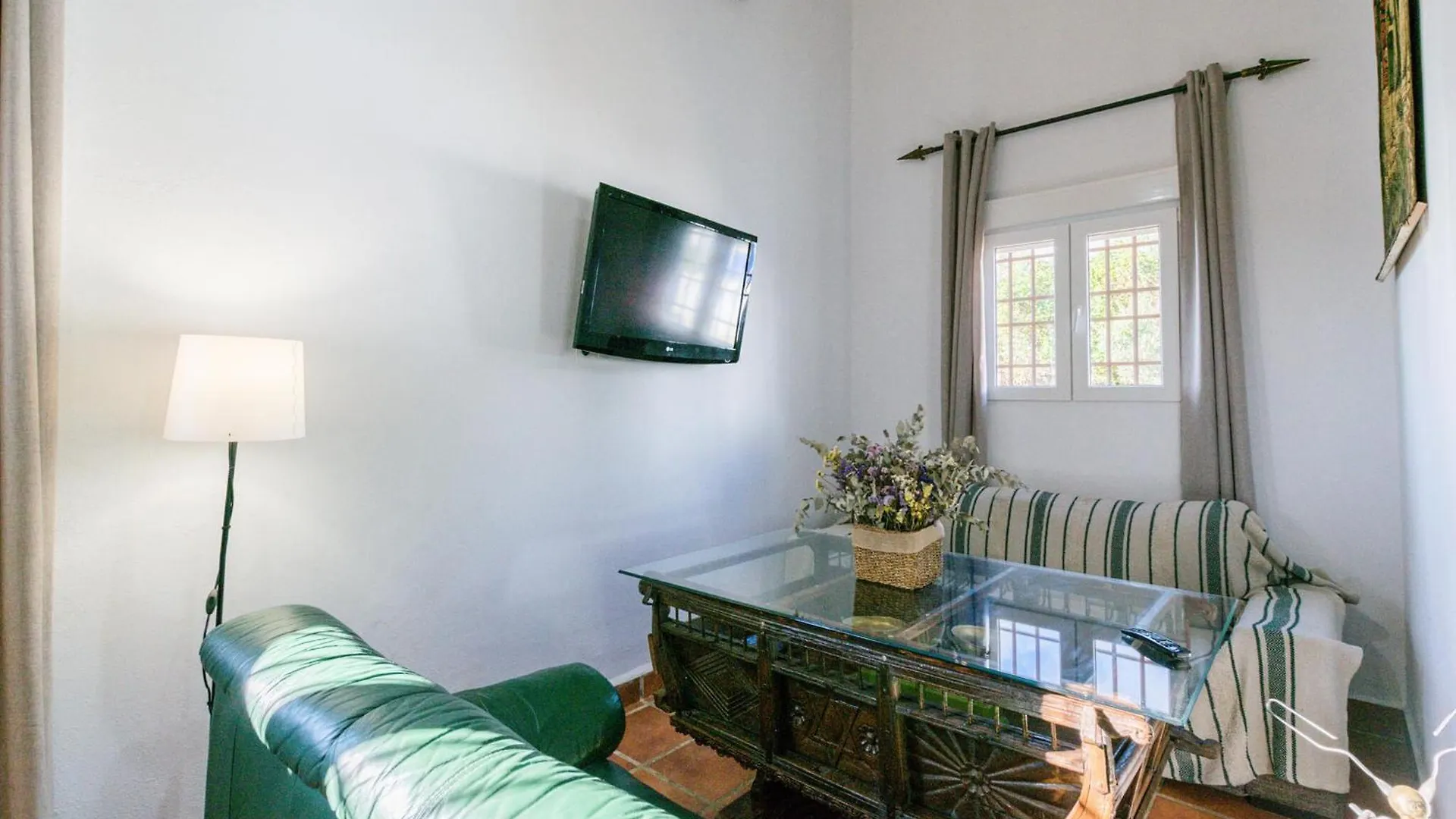 Lovely Home In Constantina